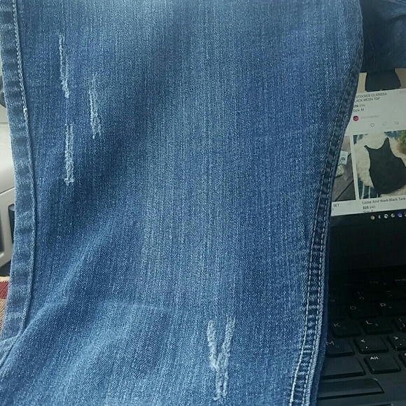 BQB Jeans Flap Pockets Studs Distressed Skinny EUC - Picture 6 of 8